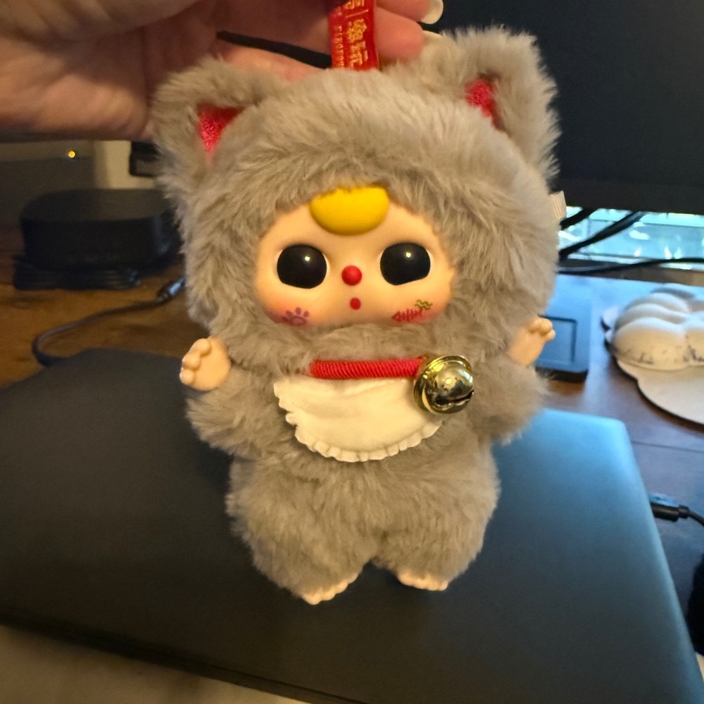 NIB Baby Three Billionaire Cat  - Boba Eyes